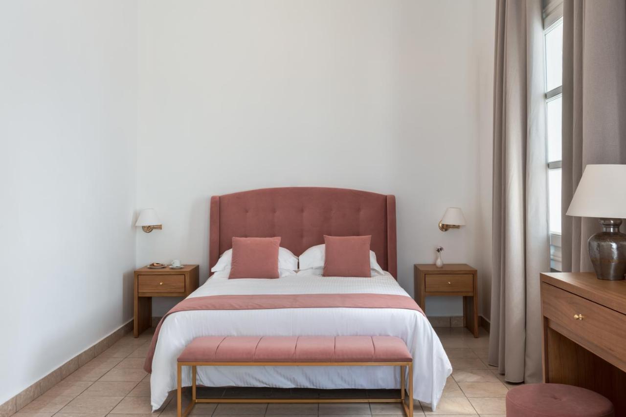 Atlantis Hotel Fíra Kültér fotó