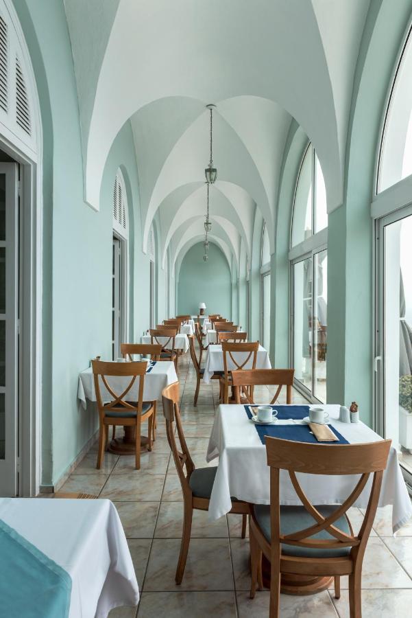 Atlantis Hotel Fíra Kültér fotó
